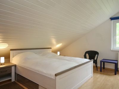 zweites Schlafzimmer mit Doppelbett