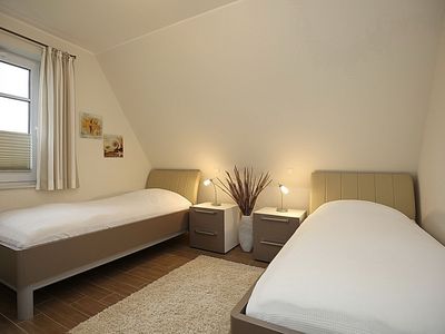 1. Schlafzimmer mit 2 Einzelbetten