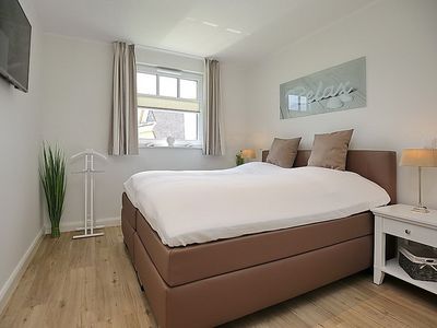 1. Schlafzimmer mit Doppelbett