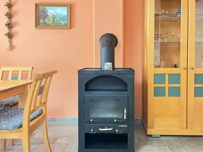 Wohnzimmer mit Kamin
