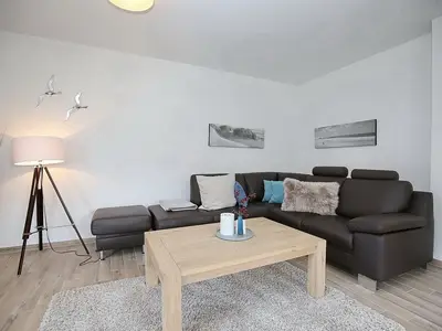 Wohnzimmer mit Ecksofa