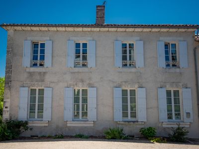 Außenseite Ferienhaus [Sommer]