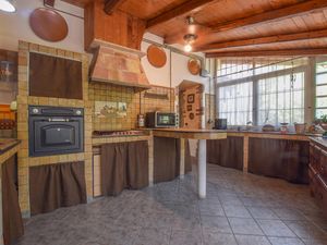 24024209-Ferienhaus-9-Borgetto-300x225-3