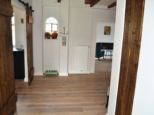 23675494-Ferienhaus-8-Borgsum-300x225-3