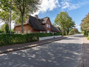 23984135-Ferienhaus-9-Borgsum-300x225-1