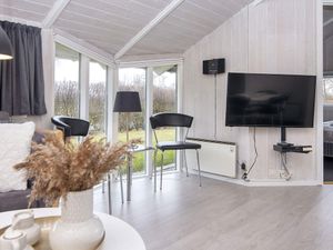 512493-Ferienhaus-6-Bork Havn-300x225-4