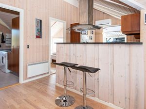 2051724-Ferienhaus-6-Bork Havn-300x225-5