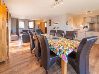 DiningRoom