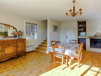 DiningRoom