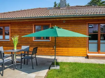 Ferienhaus für 4 Personen (75 m²) in Born am Darß 2/10