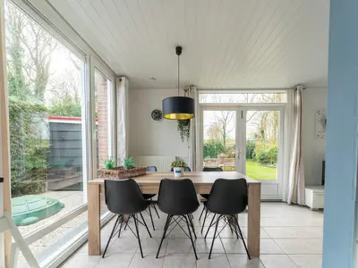 DiningRoom