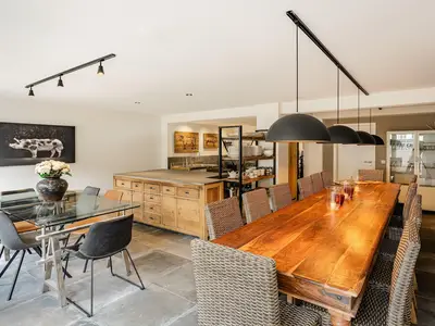 DiningRoom