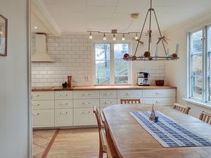 23763269-Ferienhaus-8-Bovallstrand-300x225-5