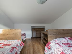 23951365-Ferienhaus-6-Bovec-300x225-5