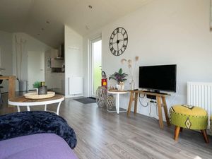 23704304-Ferienhaus-4-Bovenkarspel-300x225-4