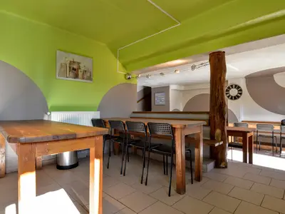 DiningRoom