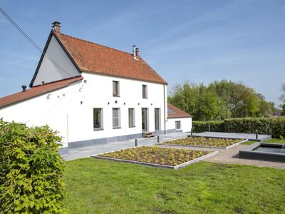 Außenseite Ferienhaus [Sommer]