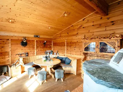 DiningRoom