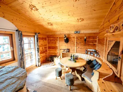 DiningRoom