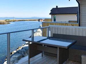 Ferienhaus für 10 Personen (135 m&sup2;) in Brattvåg