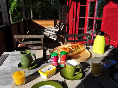 Frühstücks-Terrasse auf der Südseite