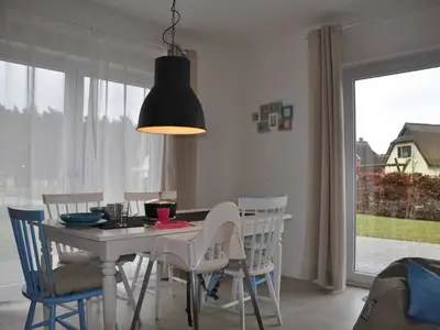 Ferienhaus für 7 Personen (100 m²) in Breege 9/10