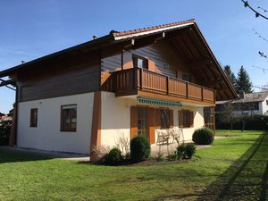 Ferienhaus für 4 Personen (116 m²) ab 155 € in Breitbrunn Am Chiemsee