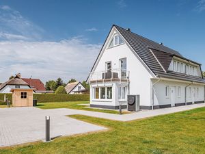 23873515-Ferienhaus-8-Bresewitz-300x225-3