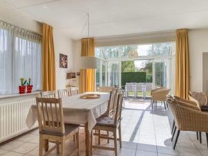 24054250-Ferienhaus-8-Breskens-300x225-1