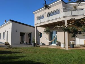 22667939-Ferienhaus-5-Bretteville-sur-Ay-300x225-1