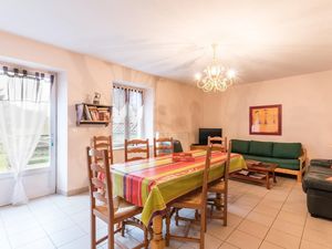 23667407-Ferienhaus-8-BREUREY-LES-FAVERNEY-300x225-2