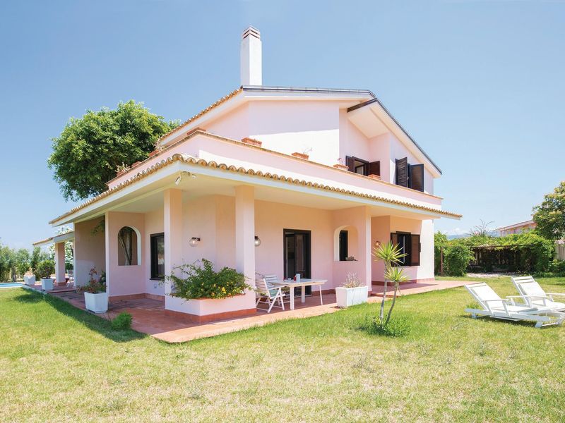 23741159-Ferienhaus-10-Briatico-800x600-1