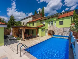 Ferienhaus für 10 Personen (180 m²) in Bribir