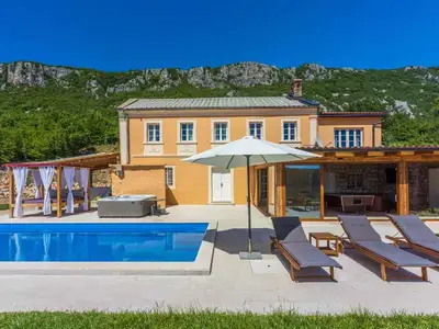 Ferienhaus für 8 Personen (154 m²) in Bribir 8/10