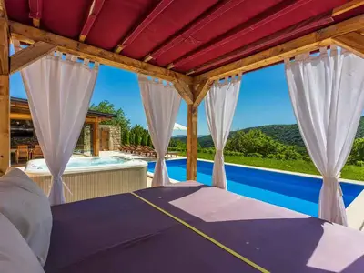 Ferienhaus für 8 Personen (154 m²) in Bribir 9/10