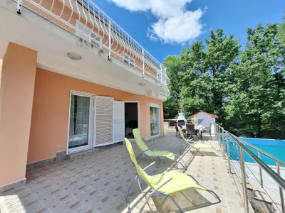 Ferienhaus für 8 Personen (145 m²) in Bribir 3/10