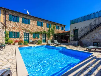 Ferienhaus für 14 Personen (330 m²) in Bribir 3/10
