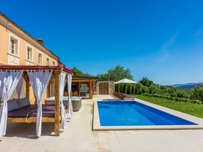 Ferienhaus für 8 Personen (154 m²) in Bribir 4/10