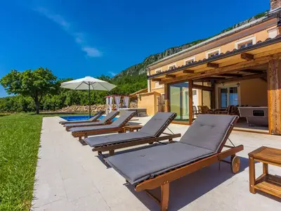 Ferienhaus für 8 Personen (154 m²) in Bribir 8/10