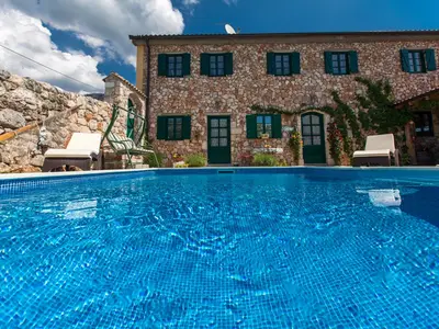 Ferienhaus für 14 Personen (330 m²) in Bribir 4/10