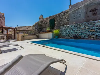 Ferienhaus für 14 Personen (250 m²) in Bribir 3/10
