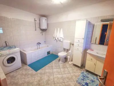 Ferienhaus für 5 Personen (120 m²) in Bribir 10/10
