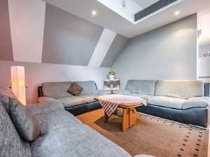 Ferienhaus für 8 Personen (250 m²) in Brilon