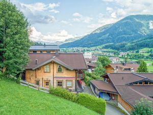 Ferienhaus für 14 Personen (196 m²) in Brixen Im Thale