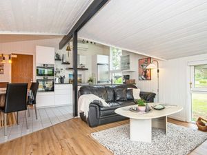 22947089-Ferienhaus-6-Brovst-300x225-4