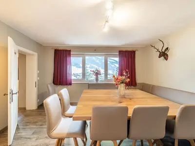 DiningRoom