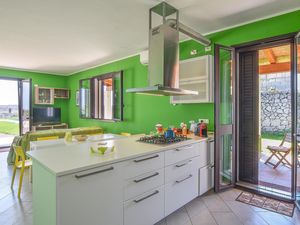 24043903-Ferienhaus-14-Brucoli-300x225-2