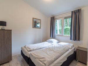 23987720-Ferienhaus-6-Brunssum-300x225-5