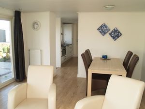 22508321-Ferienhaus-4-Brunssum-300x225-4