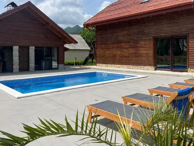 pool